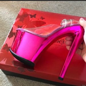 Pink chrome pleasers